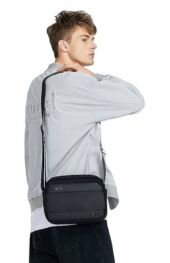 ARCTIC HUNTER τσάντα ώμου K00058-BK, με θήκη tablet 8", μαύρη